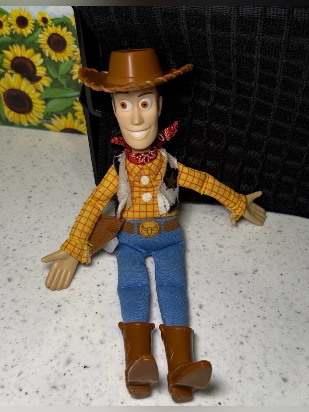 Vintage Toy Story Woody Figure Doll, Disney Pixar - Burger King 1995 - Original - Picture 1 of 7